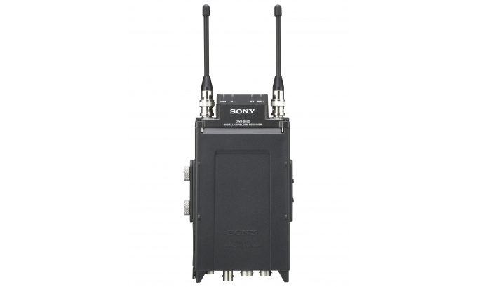 DWR-S02D Digital Wireless Portable Slot-in Receiver - Sony Pro