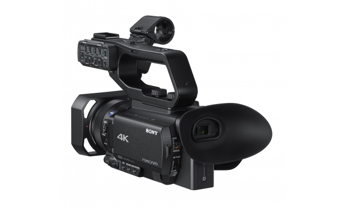 HXR-NX80 Handheld Camcorder - 4K HDR - Sony Pro